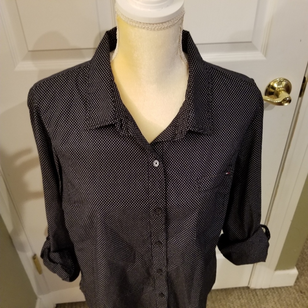Tommy Hilfiger navy w/white polka dots Lg long sleeves 100% cotton button down - Picture 2 of 5